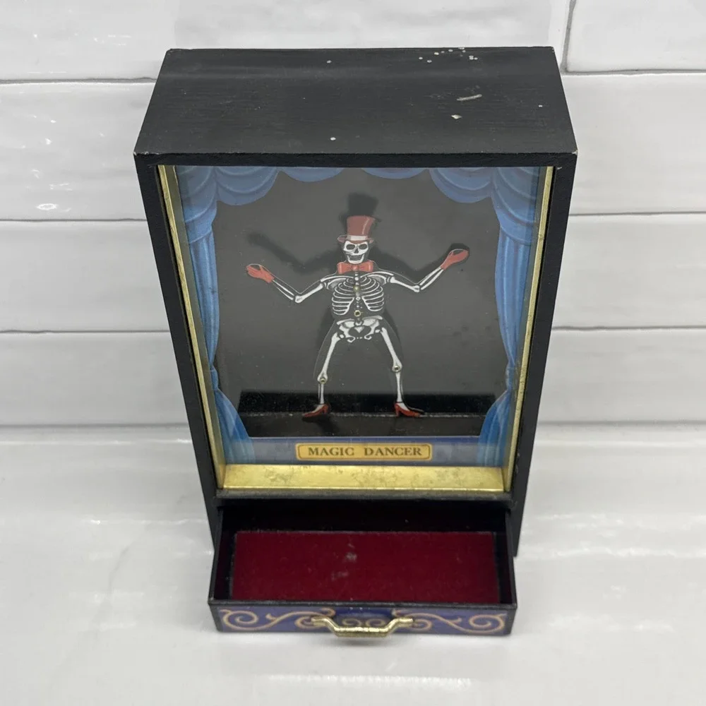 OTAGIRI Japan Magic Dancer Skeleton 12/1028 Music Box French CAN CAN Not Working
